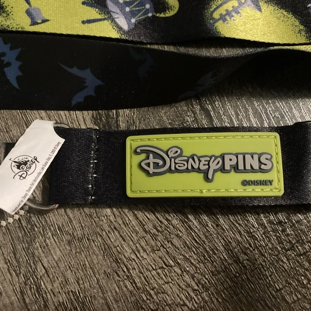 Disney Parks Haunted Mansion Reversible Pin Lanyard - Picture 3 of 10